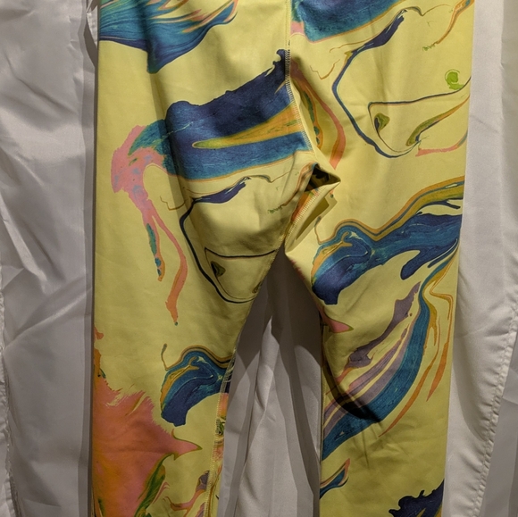 B5 Nike 7/8 Leggings Tight Fit Mid Rise Sz Medium NWT - Picture 5 of 11